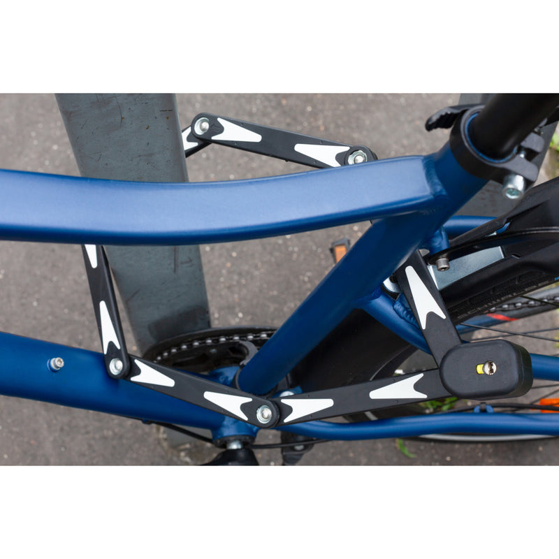 950mm long Folding Bike Lock that features 5mm diameter hardened steel links