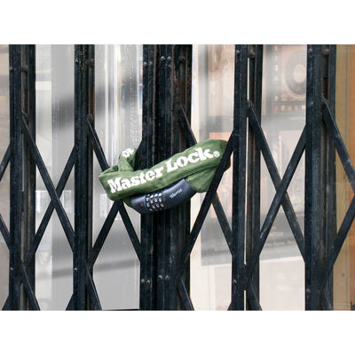 1,5m long x 8mm hardened steel chain with integrated set your own combination lock; green