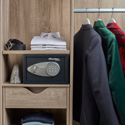 Medium digital combination safe