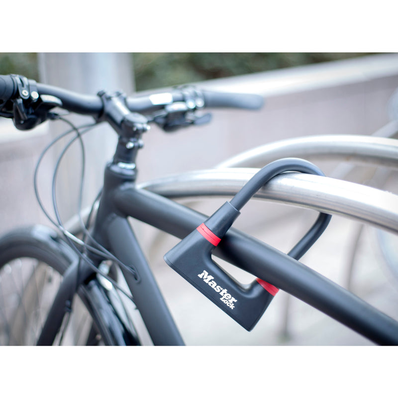 8cm wide hardened steel u lock with 15cm shackle length; black