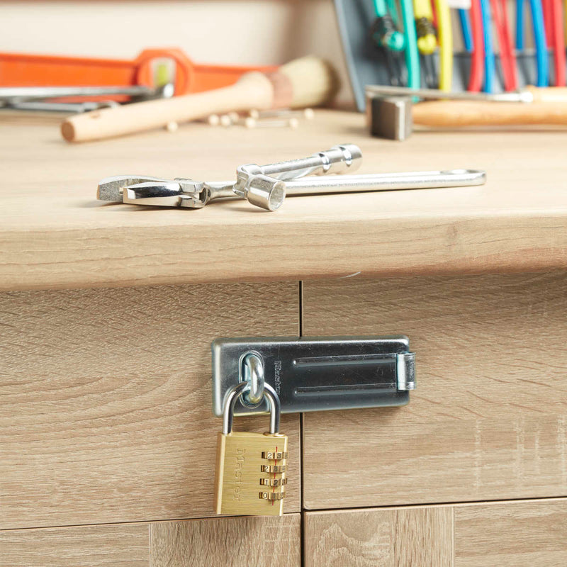 Lucchetto a combinazione personalizzata largo 40 mm; finitura in ottone